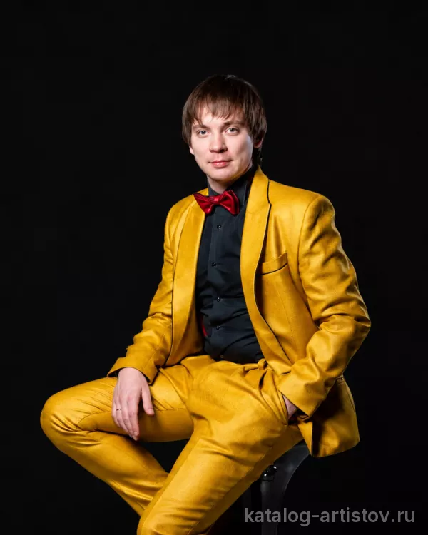 Вокалист Алексей Майоров